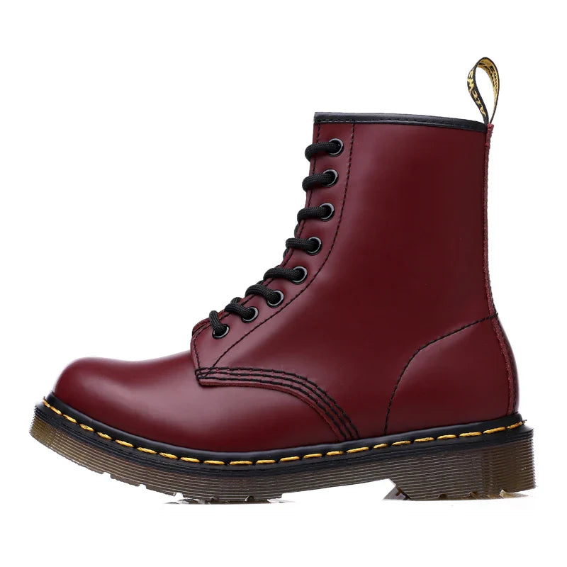 Klassieke Britse Martin Boots – Hoge Kwaliteit, Duurzaam, Tijdloos Design