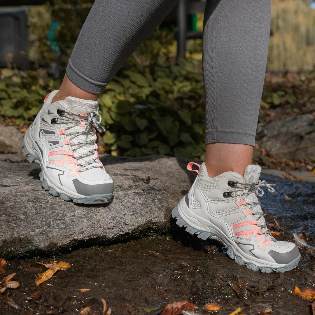 Hiking Boots – Lightweight Orthopaedic Trail Support