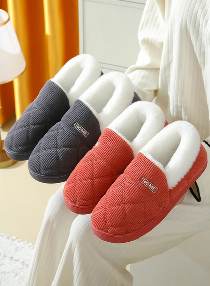 Plush slippers with padded fur for men and women