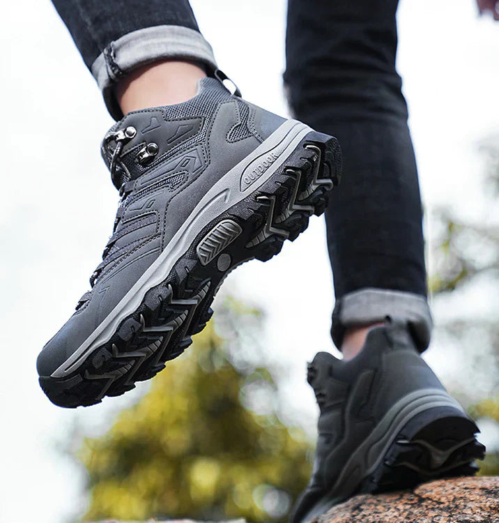 Hiking Boots – Lightweight Orthopaedic Trail Support