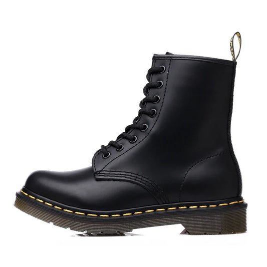 Klassieke Britse Martin Boots – Hoge Kwaliteit, Duurzaam, Tijdloos Design