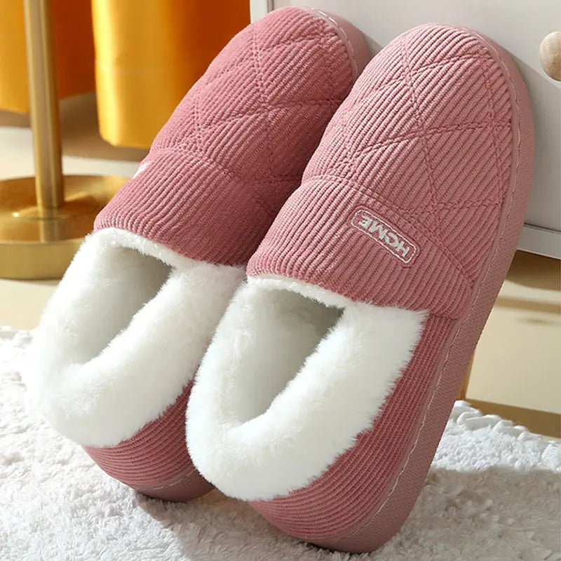Plush slippers with padded fur for men and women