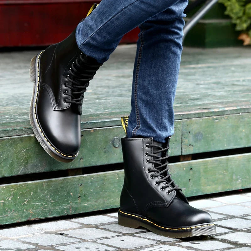 Klassieke Britse Martin Boots – Hoge Kwaliteit, Duurzaam, Tijdloos Design
