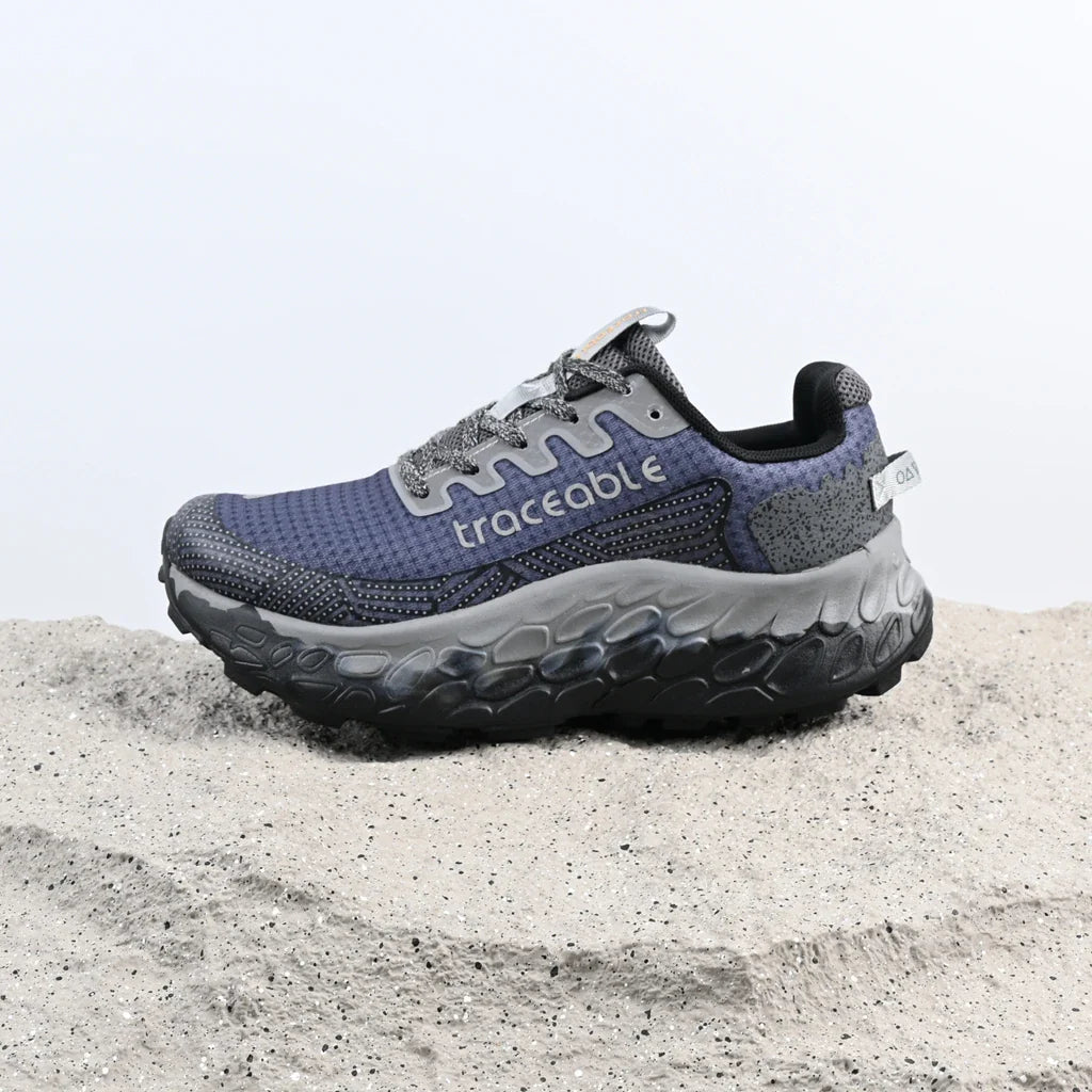 Shock-Absorbing Breathable Carbon Plate Trainers